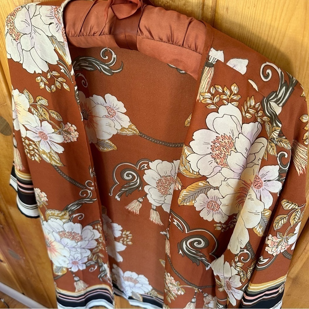 Sweet Rain Floral Kimono in Rust and White
